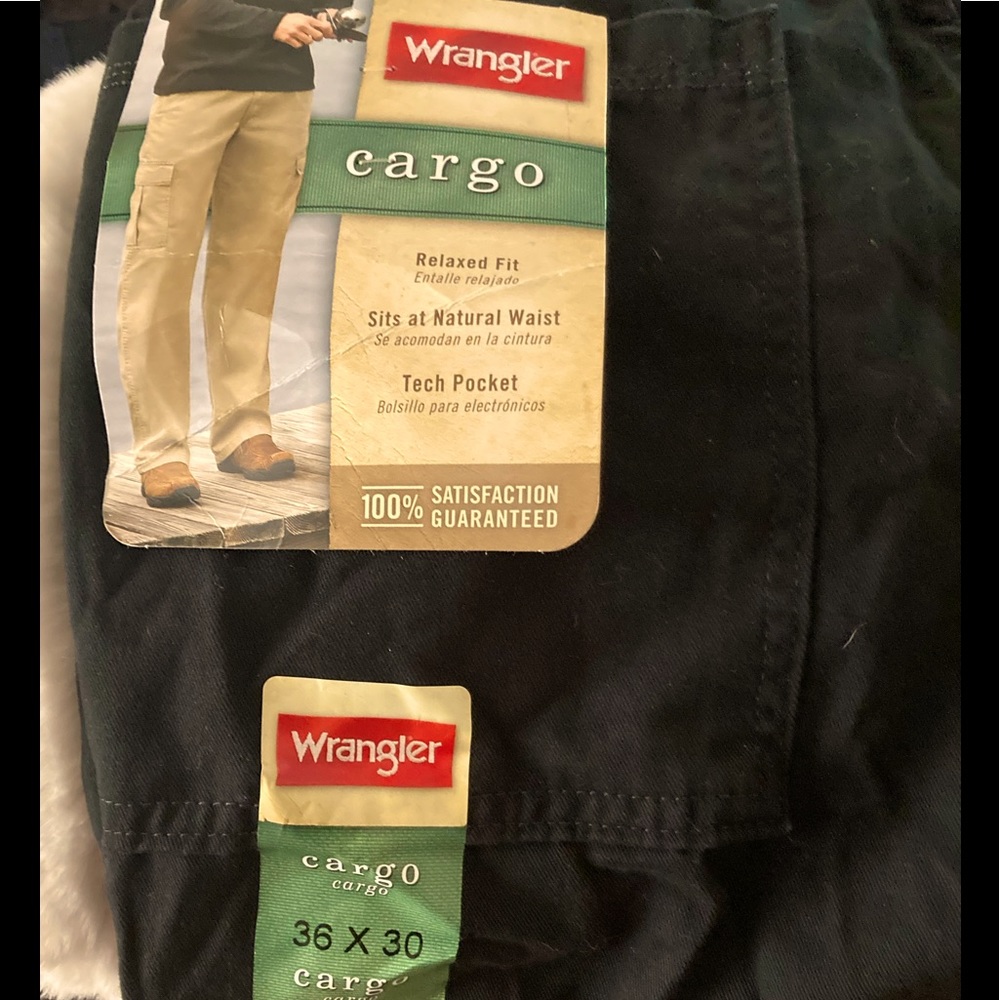 Wrangler cargo pants - Picture 2 of 2